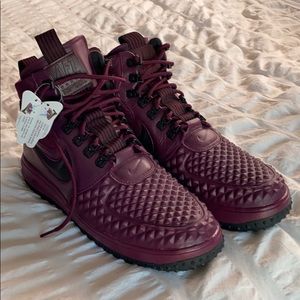 Mens Nike Air Force 1 winter shoes